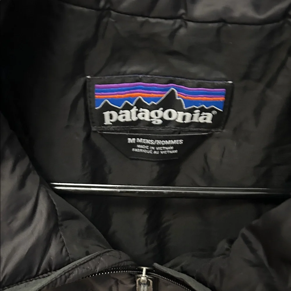Patagonia Black Quilted puffer vest with Bud Light Patch - Picture 3 of 4